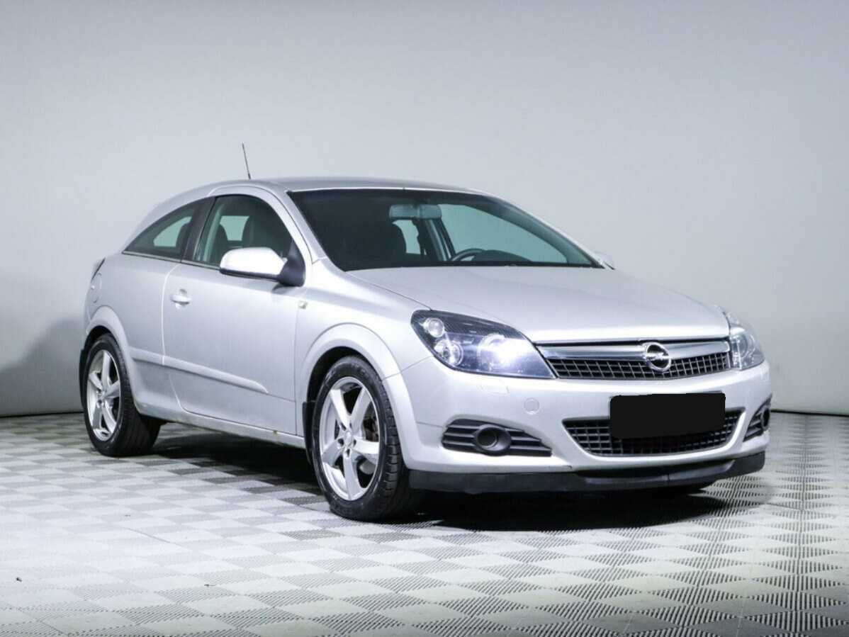 Opel Astra с пробегом — 2008 год. Фото: #2