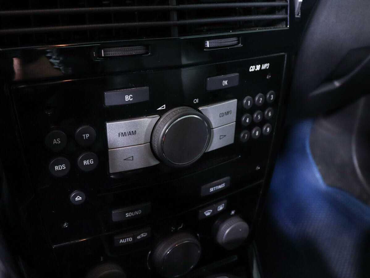 Opel Astra с пробегом — 2008 год. Фото: #11