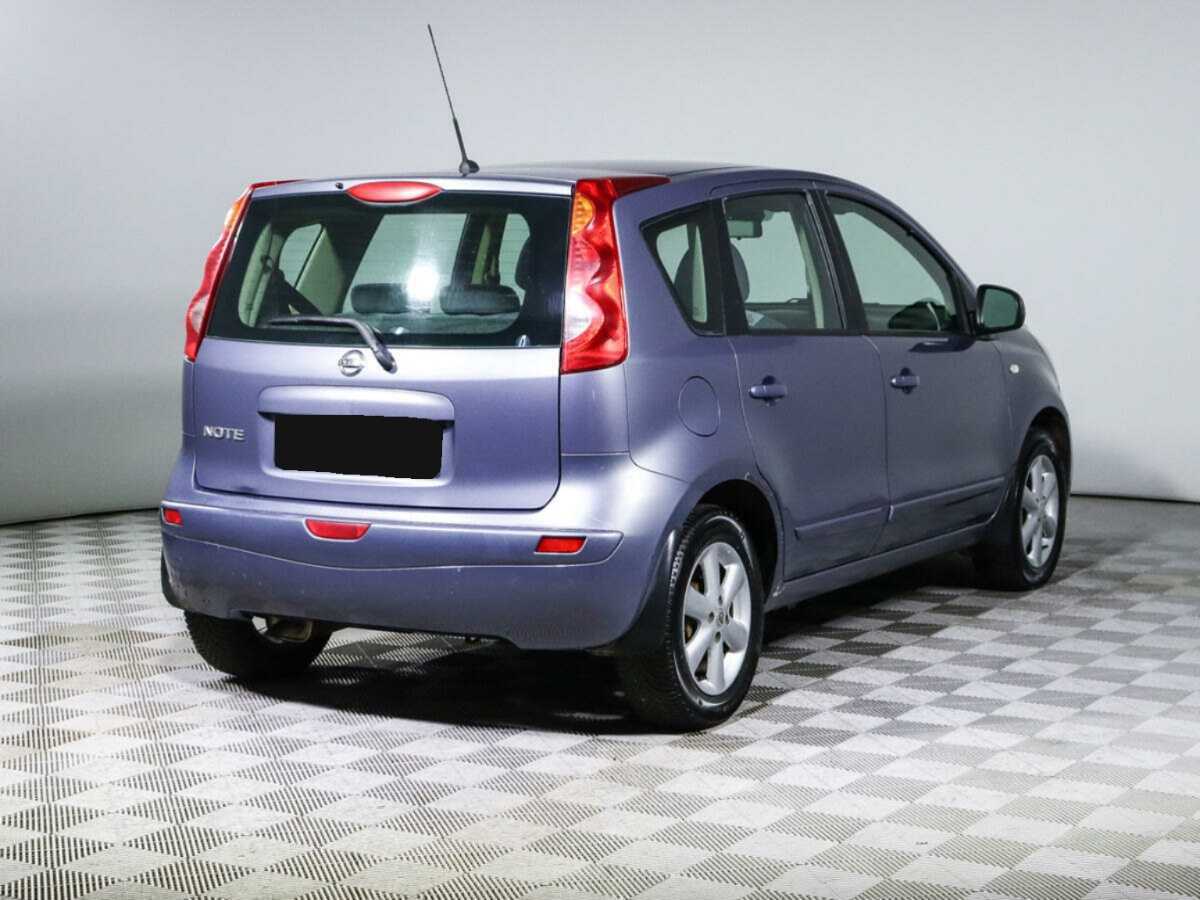 Nissan Note с пробегом — 2007 год. Фото: #4