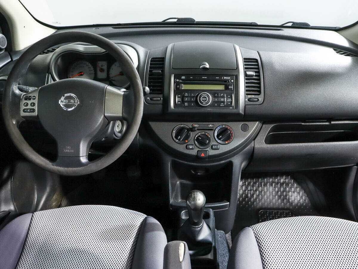 Nissan Note с пробегом — 2007 год. Фото: #11