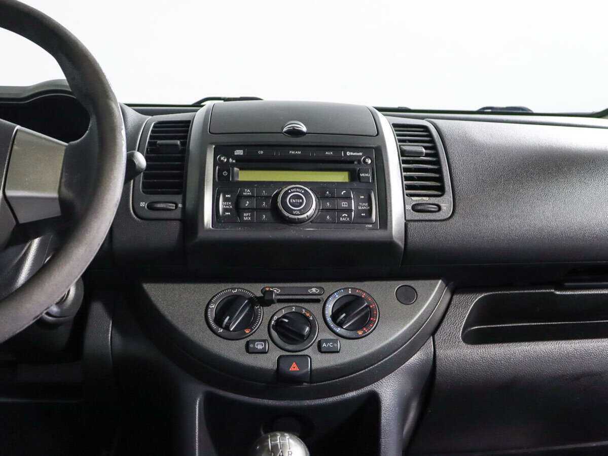 Nissan Note с пробегом — 2007 год. Фото: #12