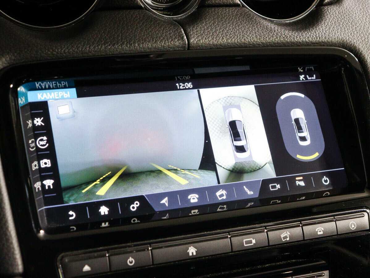 Jaguar XJ с пробегом — 2018 год. Фото: #22