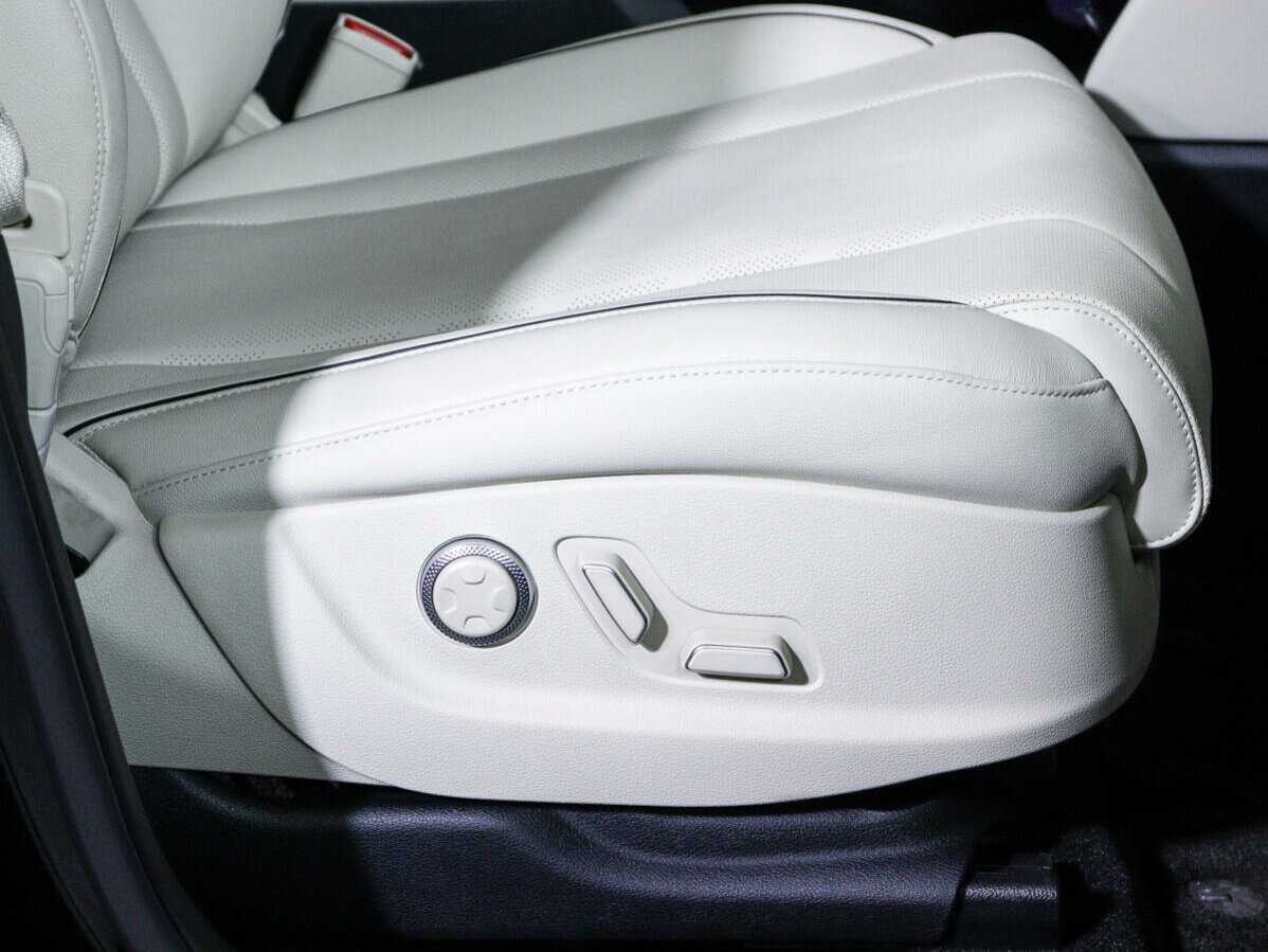 Genesis GV80 с пробегом — 2021 год. Фото: #17