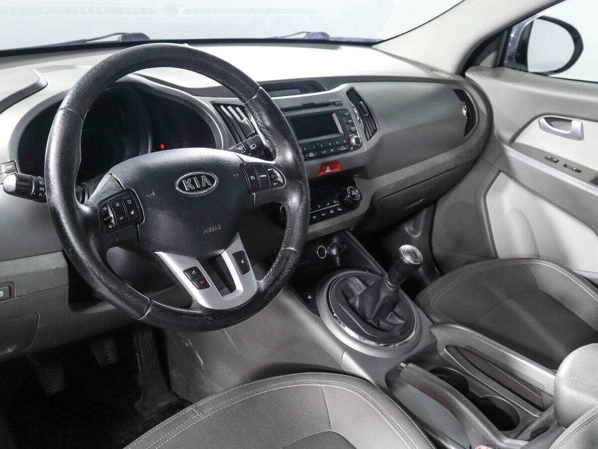 Kia Sportage с пробегом — 2010 год. Фото: #11