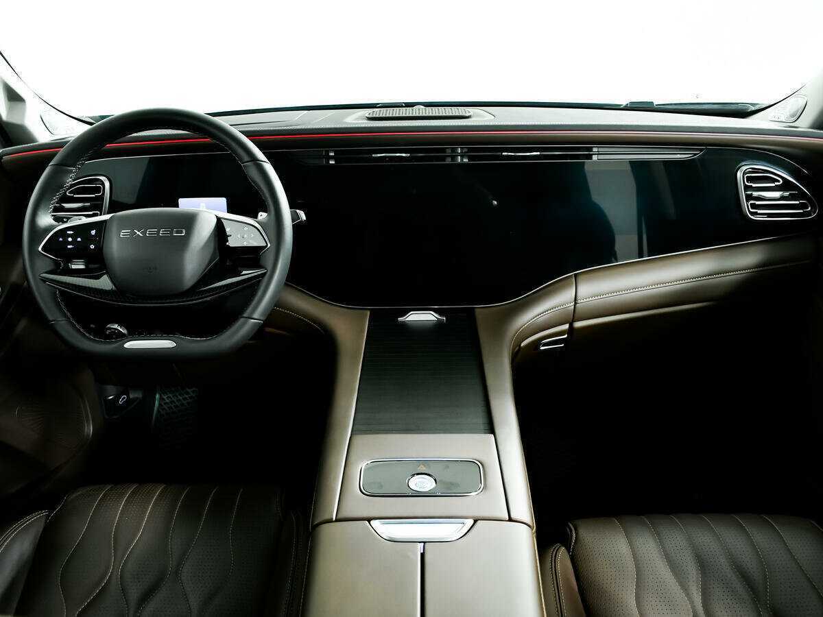 EXEED VX с пробегом — 2023 год. Фото: #10