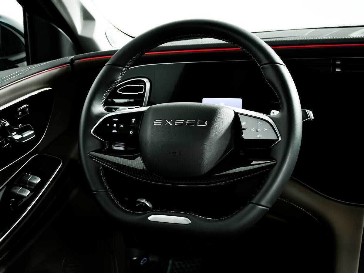 EXEED VX с пробегом — 2023 год. Фото: #14