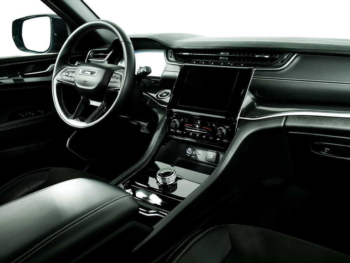 Jeep Grand Cherokee с пробегом — 2021 год. Фото: #8