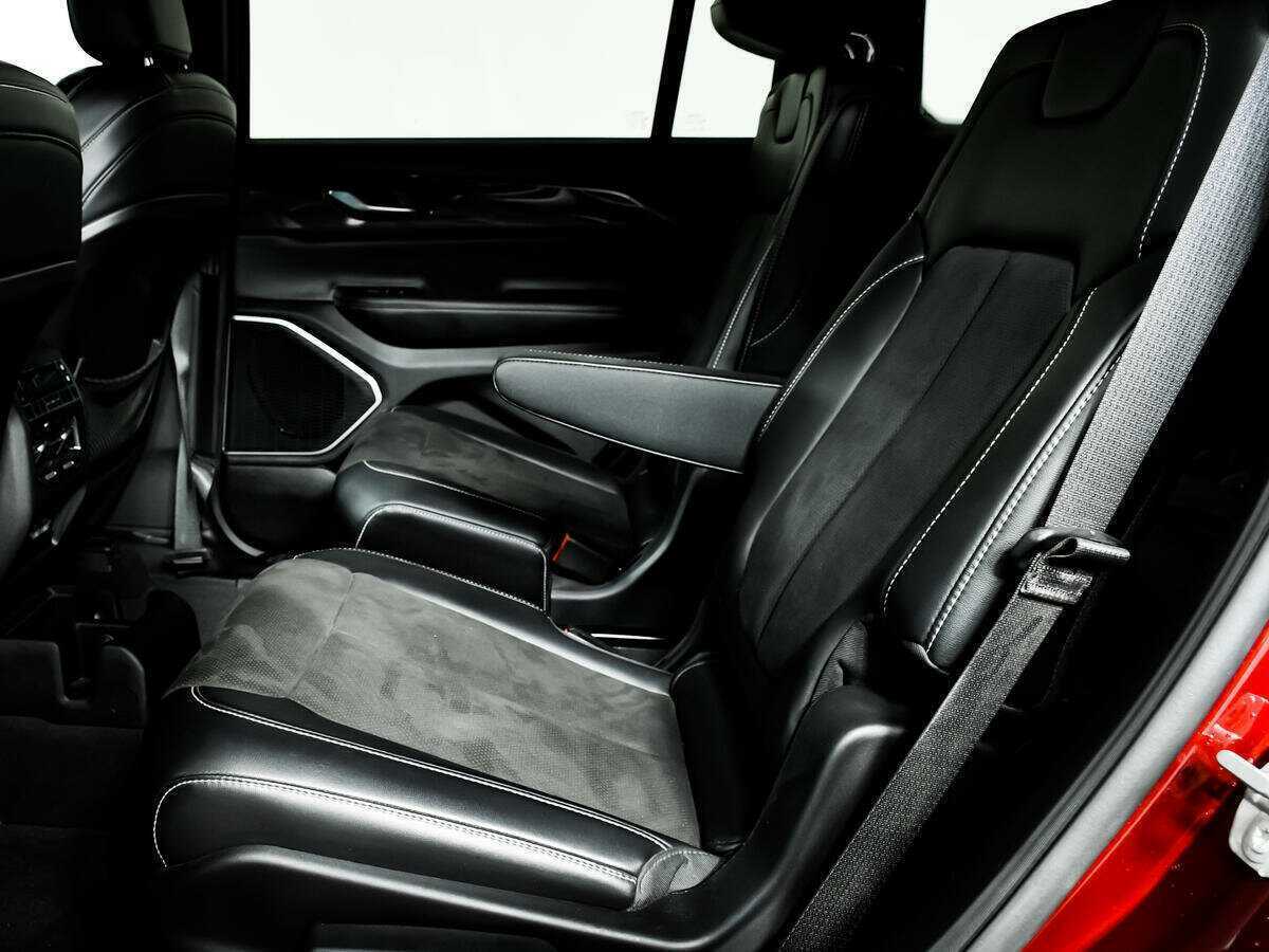 Jeep Grand Cherokee с пробегом — 2021 год. Фото: #11