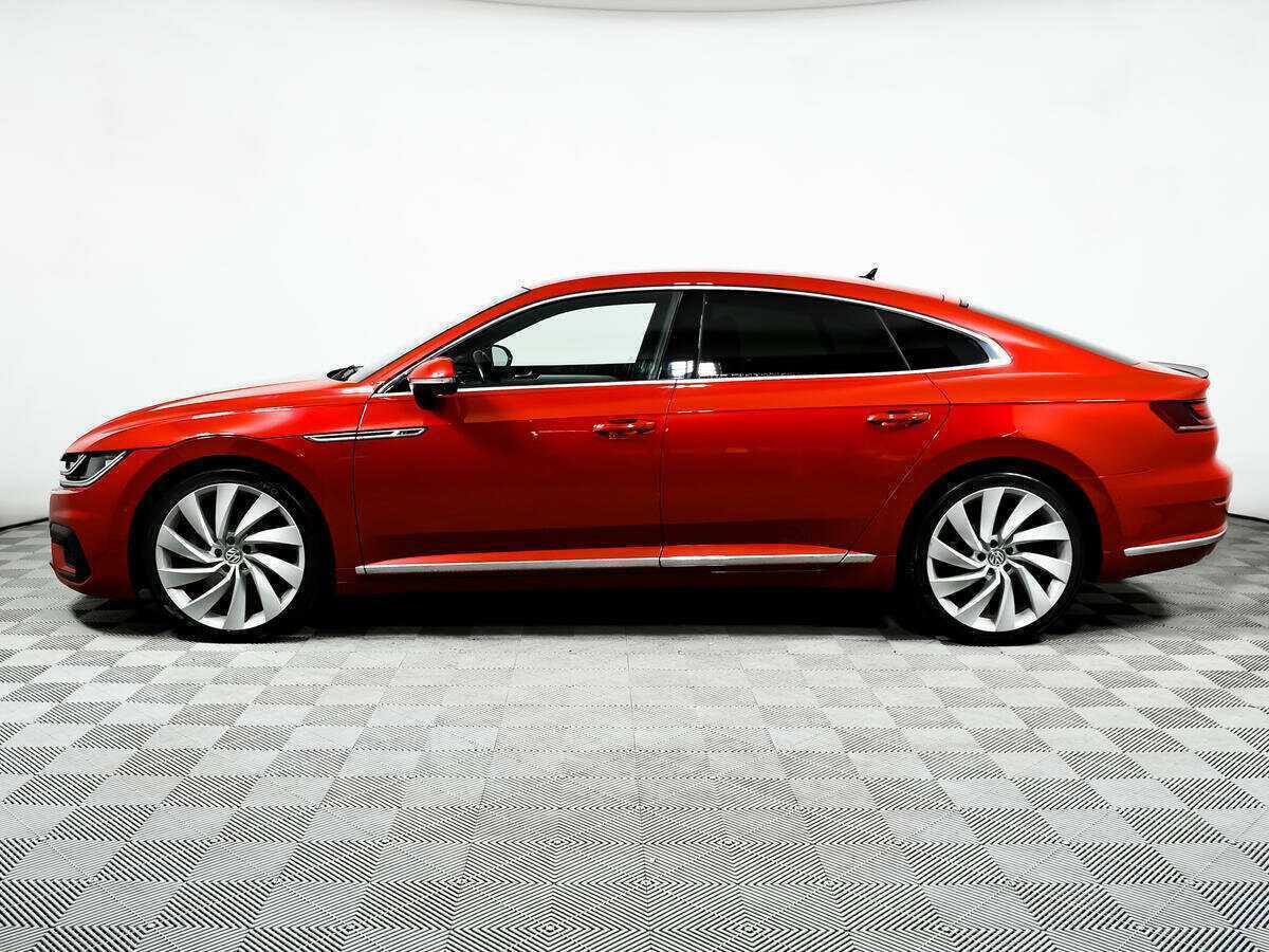 Volkswagen Arteon с пробегом — 2017 год. Фото: #7