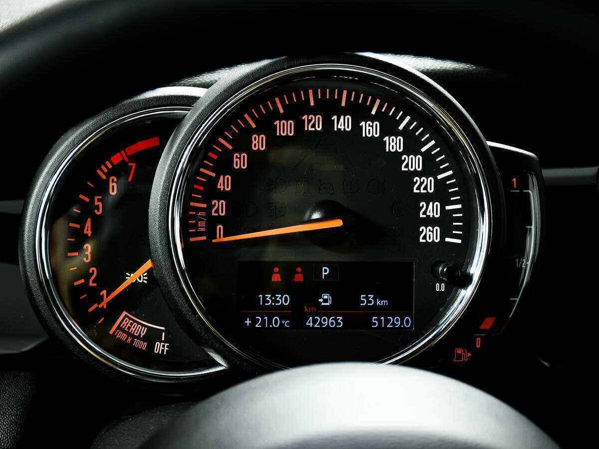 Mini Hatch с пробегом — 2021 год. Фото: #9