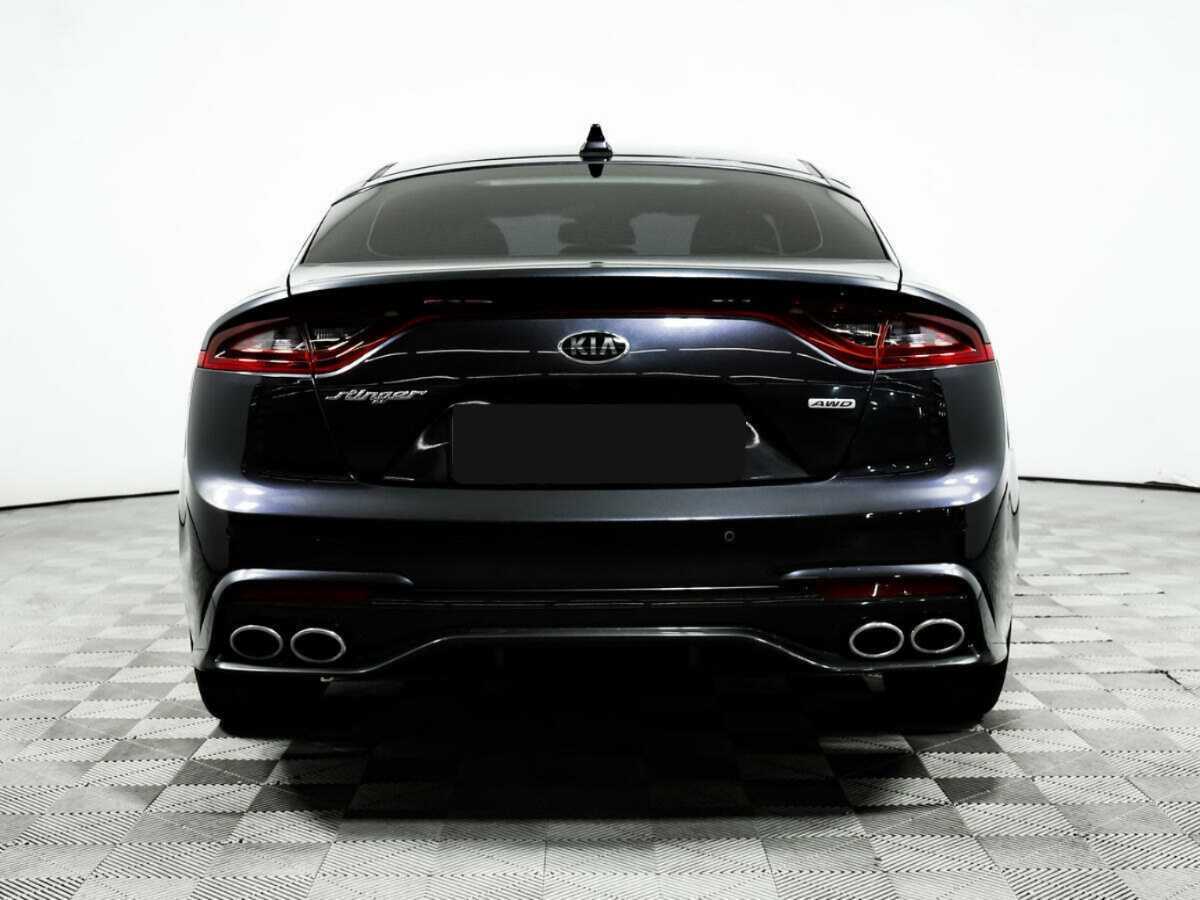 Kia Stinger с пробегом — 2018 год. Фото: #4
