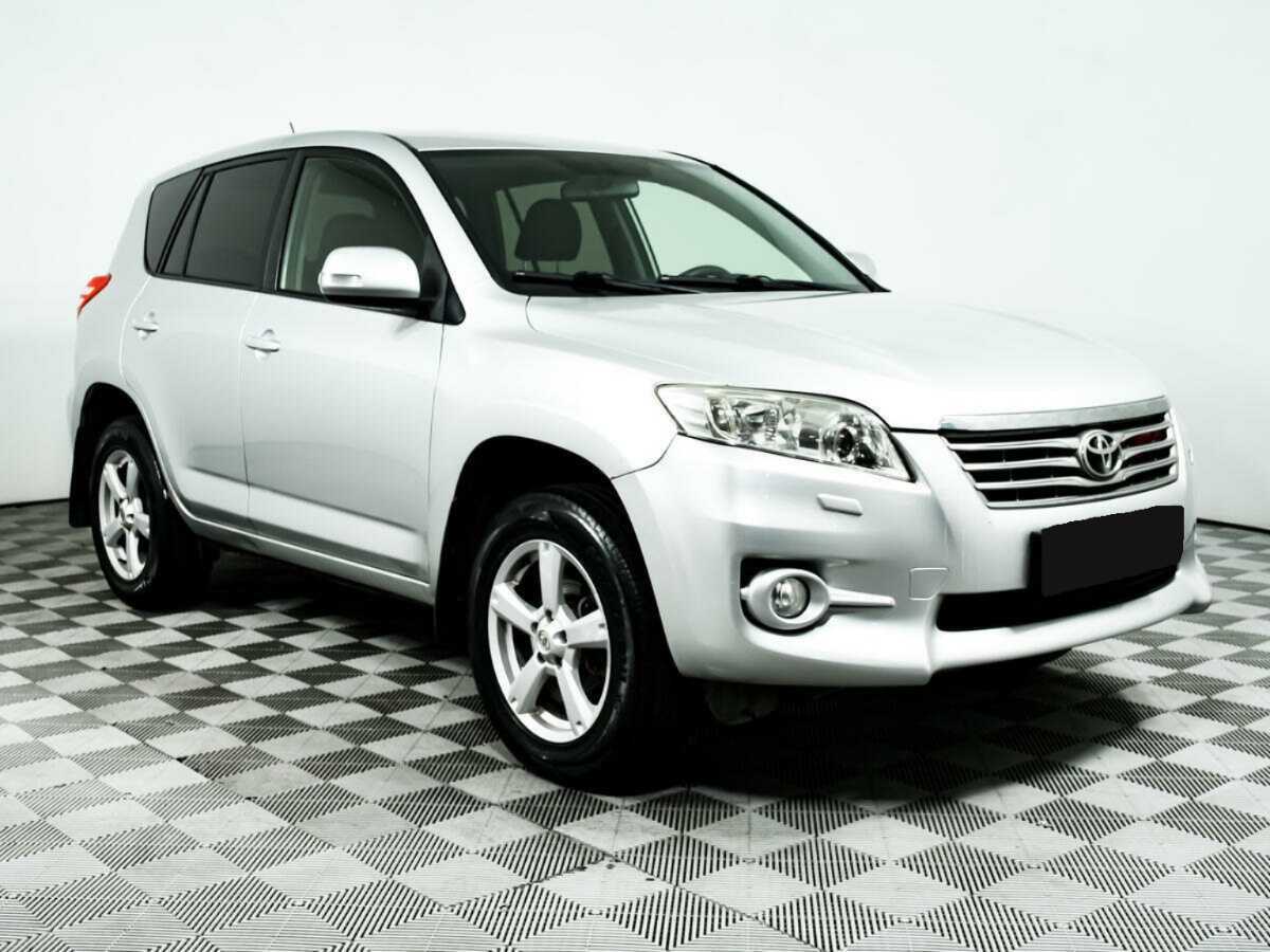Toyota RAV4 с пробегом — 2010 год. Фото: #2