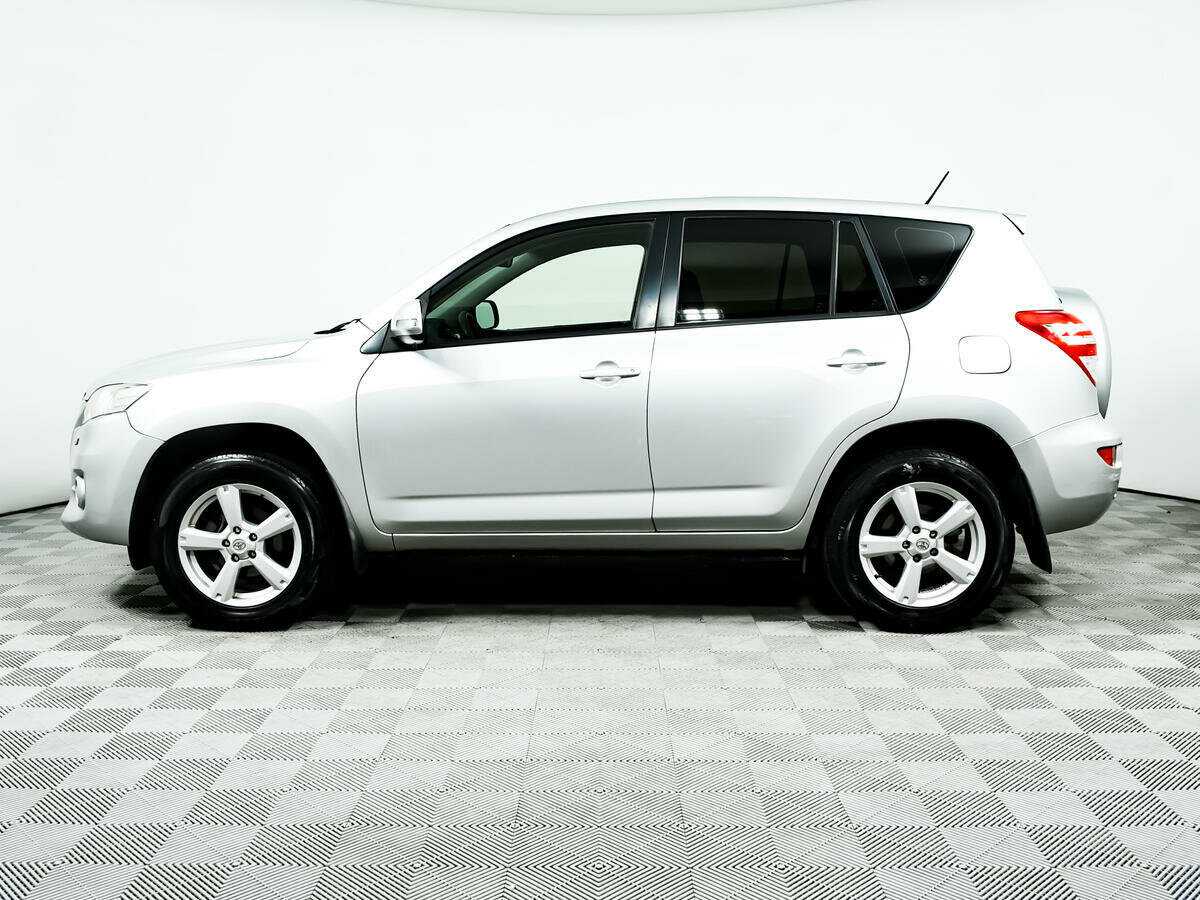 Toyota RAV4 с пробегом — 2010 год. Фото: #7