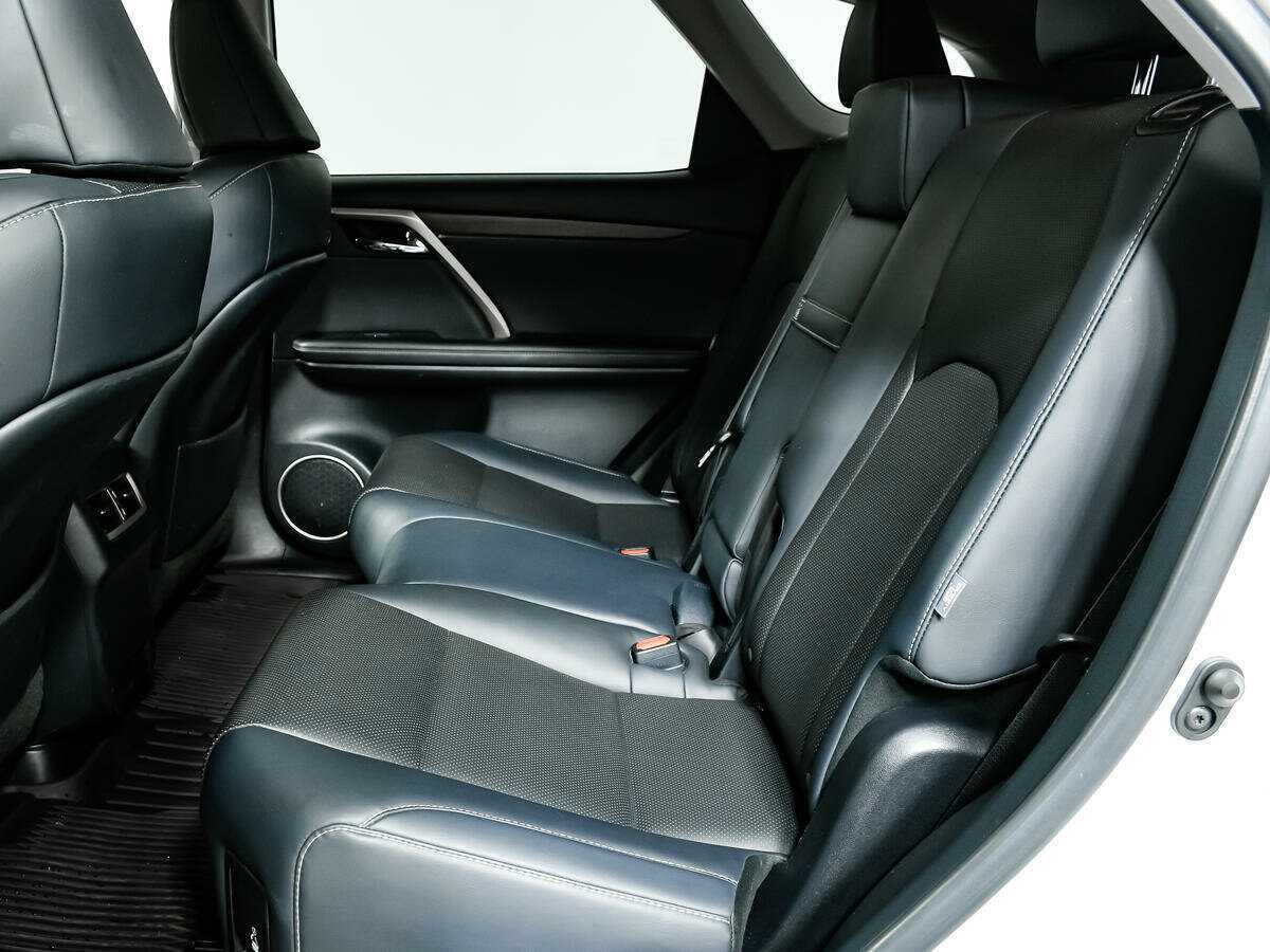 Lexus RX с пробегом — 2019 год. Фото: #9