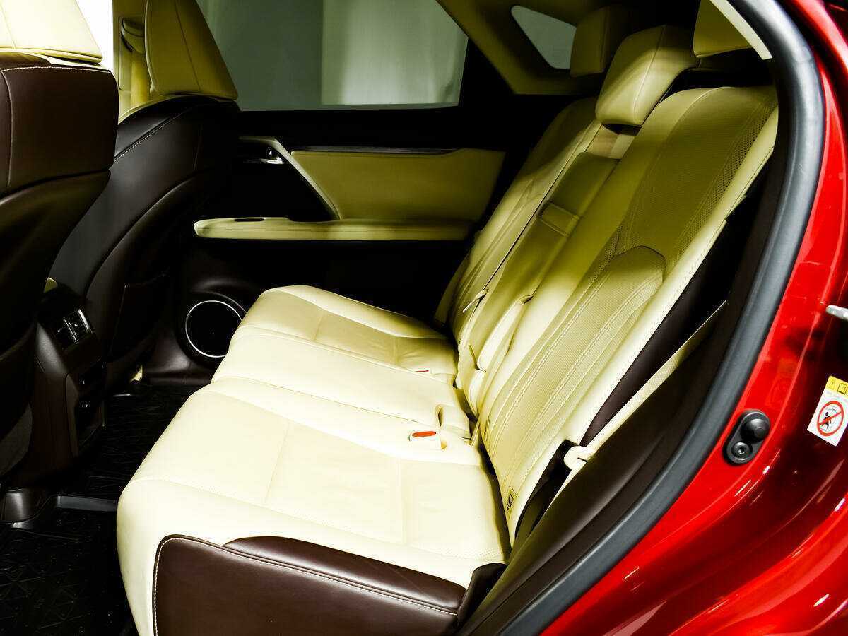 Lexus RX с пробегом — 2016 год. Фото: #9