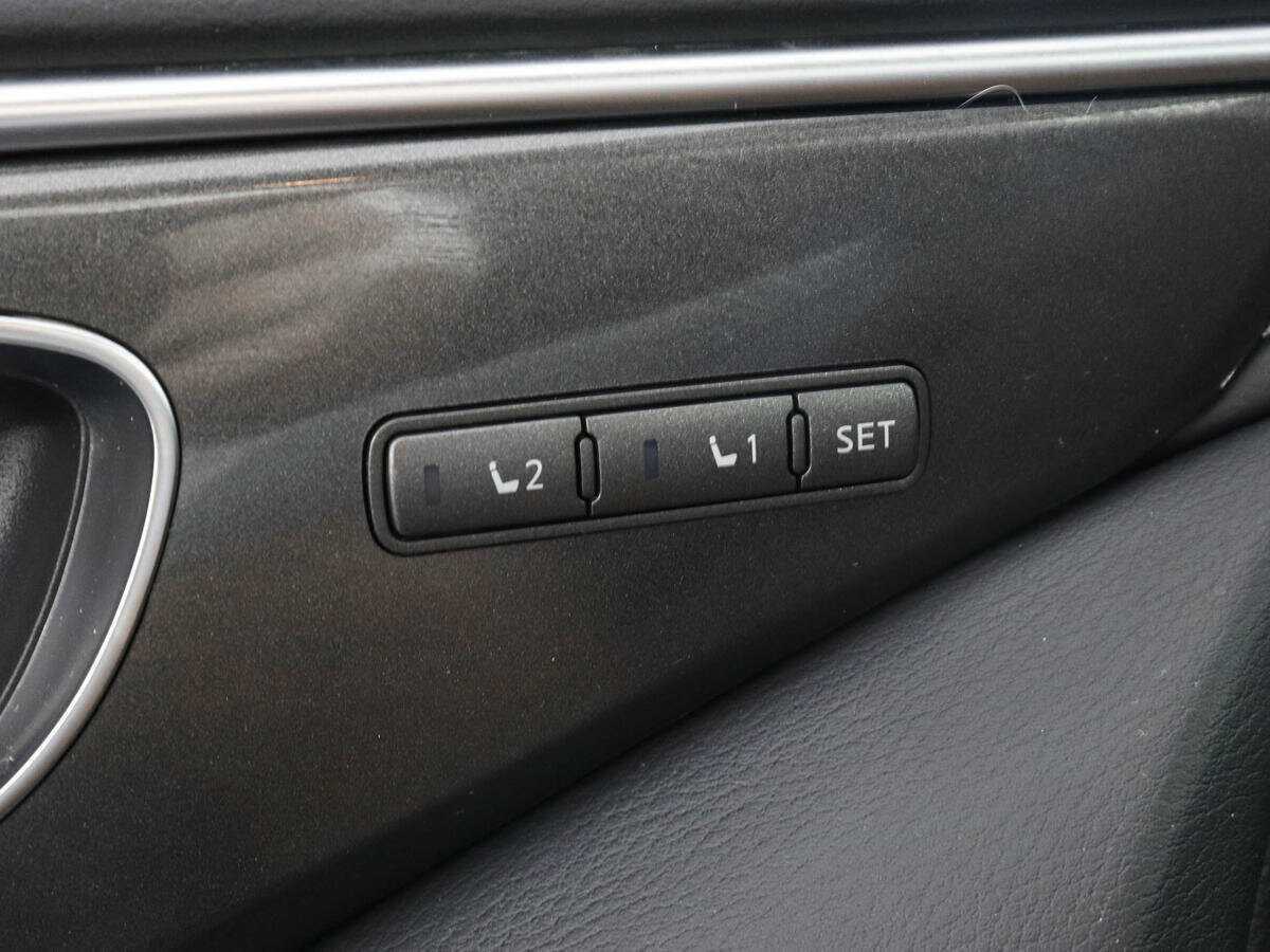 Infiniti Q50 с пробегом — 2016 год. Фото: #13