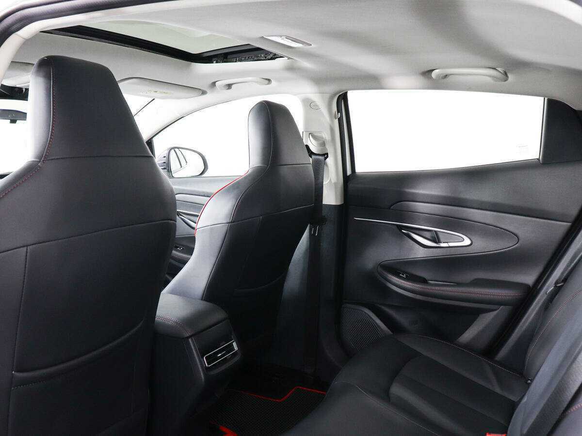 Changan UNI-T с пробегом — 2021 год. Фото: #11