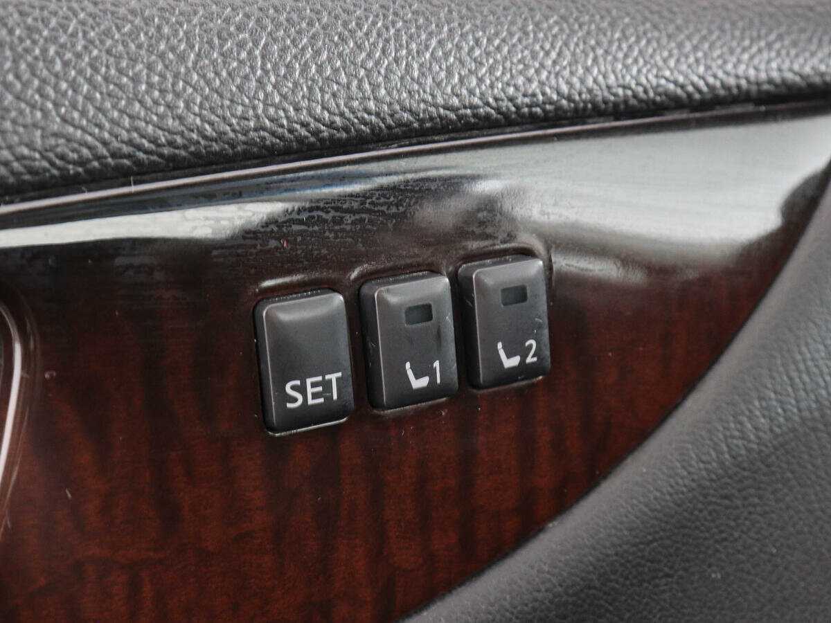 Infiniti QX50 с пробегом — 2015 год. Фото: #10