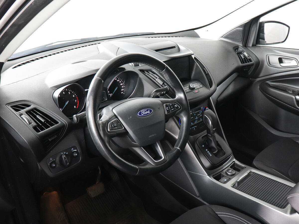 Ford Kuga с пробегом — 2018 год. Фото: #8