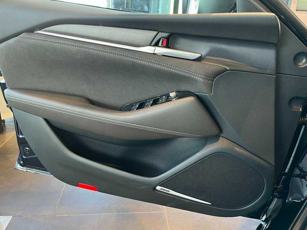 Mazda 6 с пробегом — 2023 год. Фото: #11