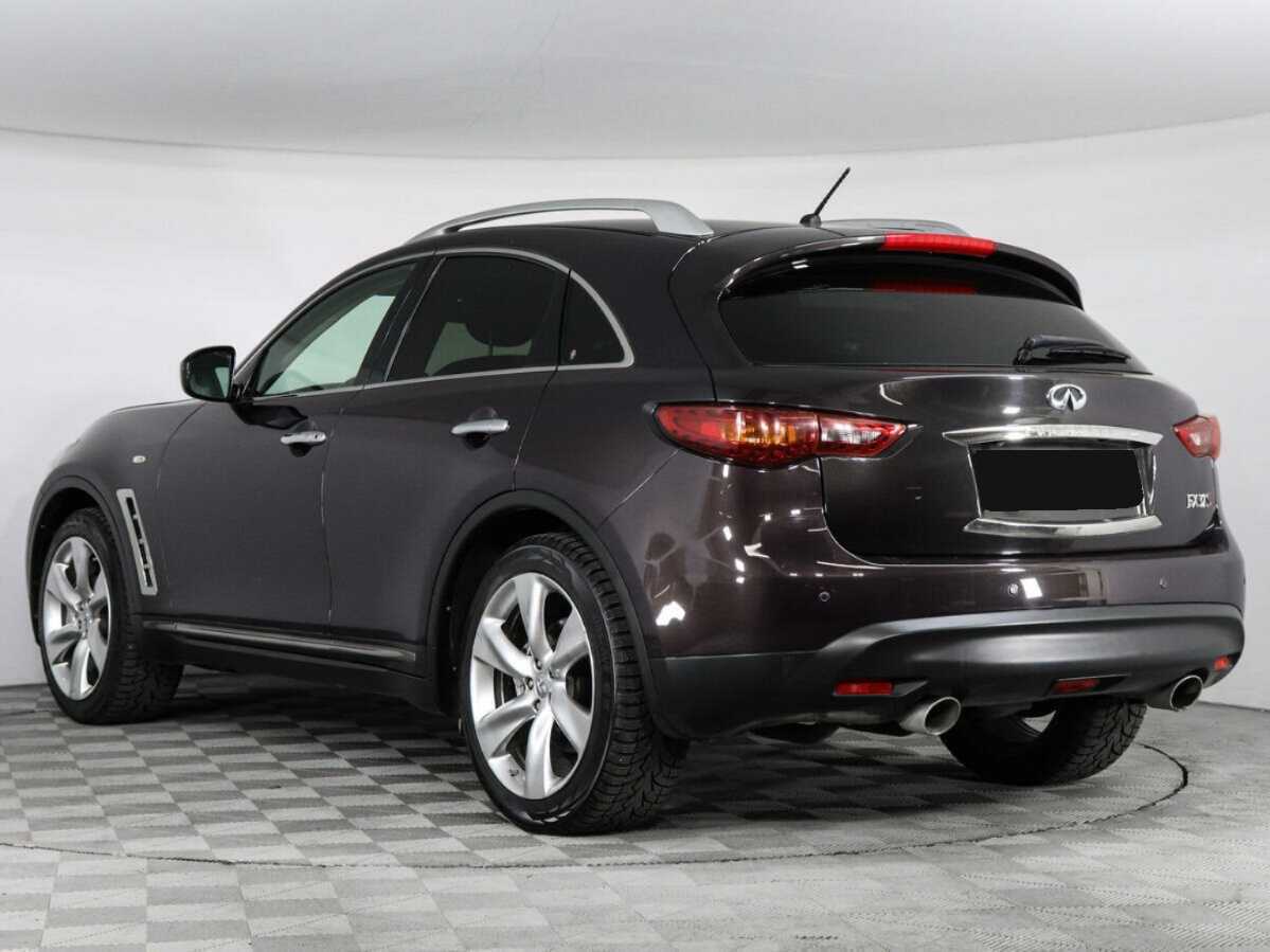 Infiniti FX с пробегом — 2010 год. Фото: #6