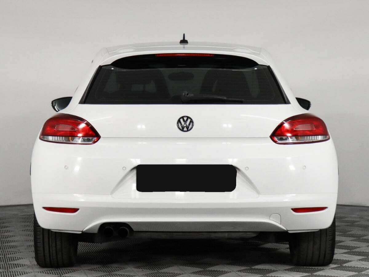 Volkswagen Scirocco с пробегом — 2011 год. Фото: #5