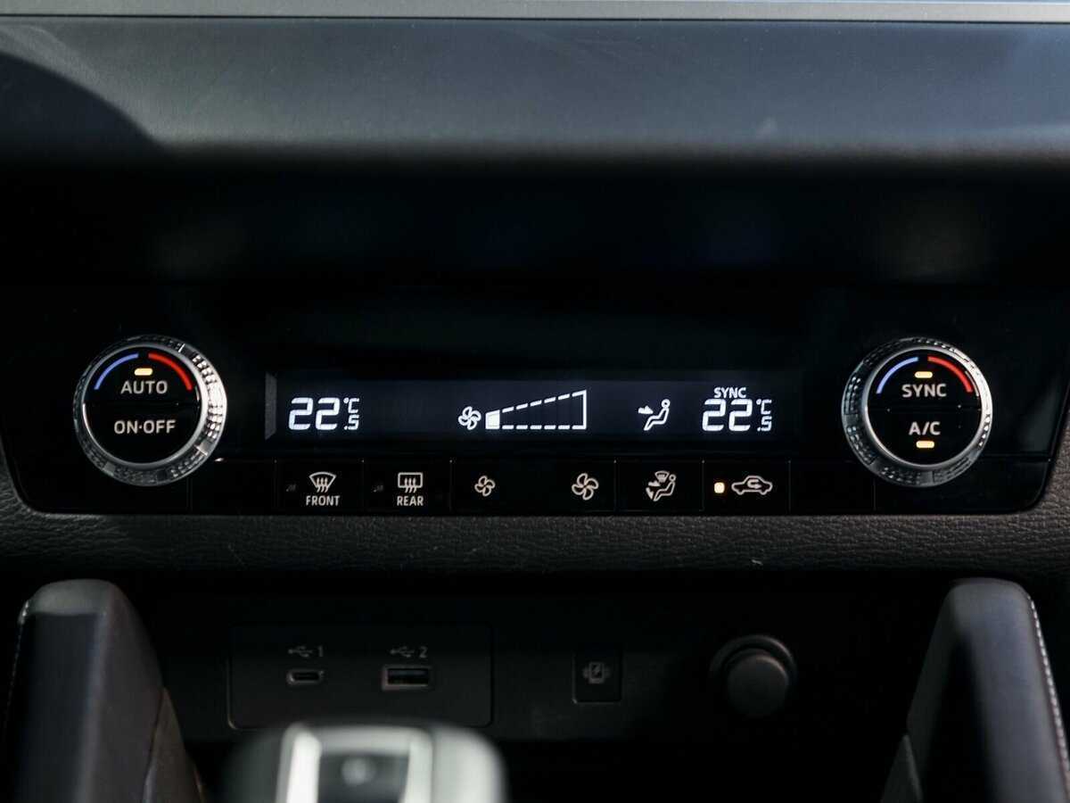 Mitsubishi Outlander с пробегом — 2023 год. Фото: #19