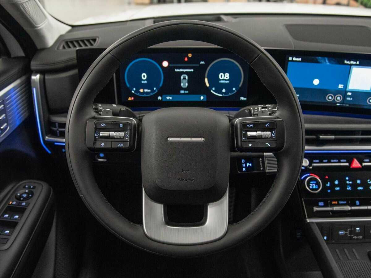 Hyundai Santa Fe с пробегом — 2024 год. Фото: #6