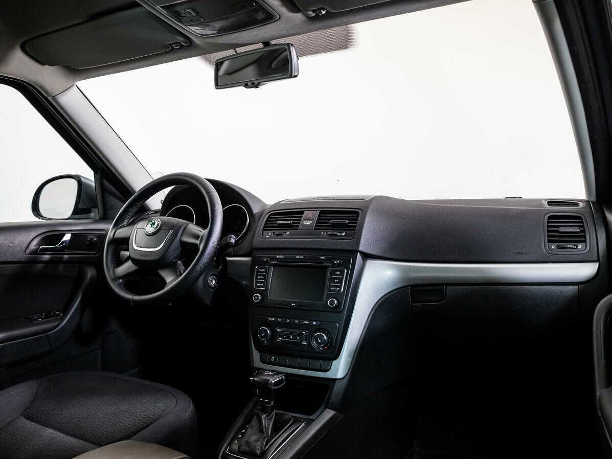 Skoda Yeti с пробегом — 2010 год. Фото: #6