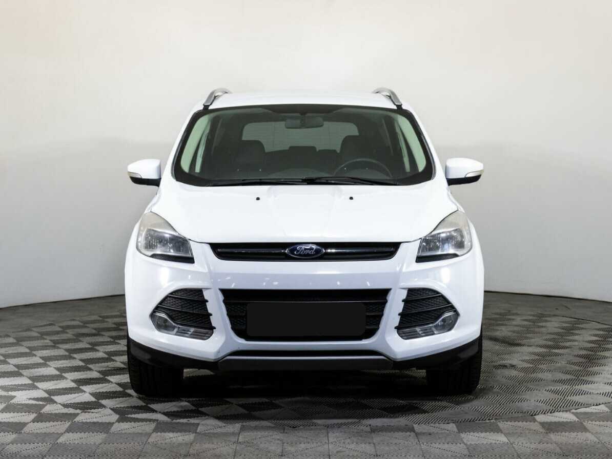 Ford Kuga с пробегом — 2014 год. Фото: #1