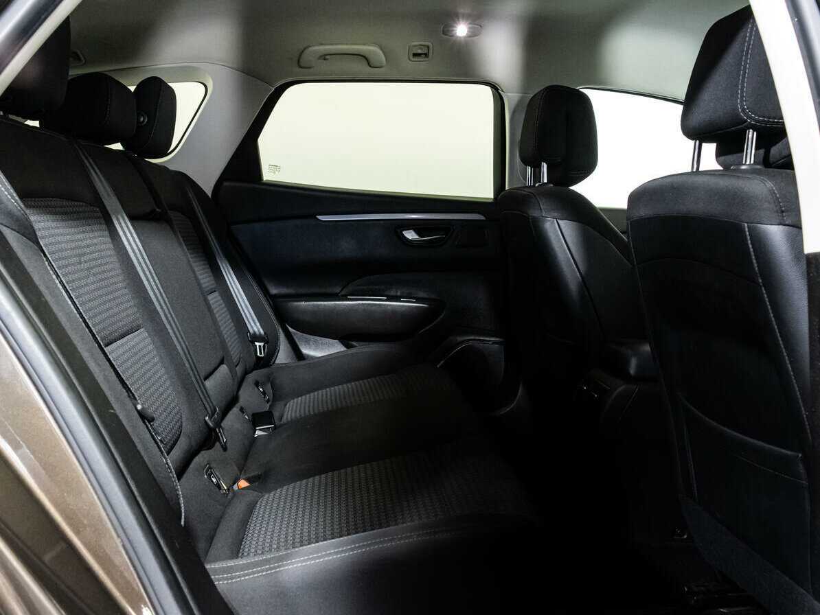 Renault Talisman с пробегом — 2016 год. Фото: #10