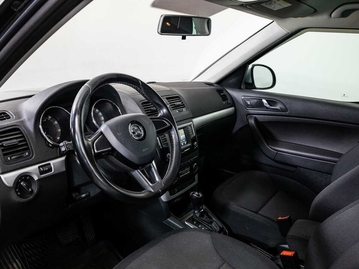 Skoda Yeti с пробегом — 2015 год. Фото: #10
