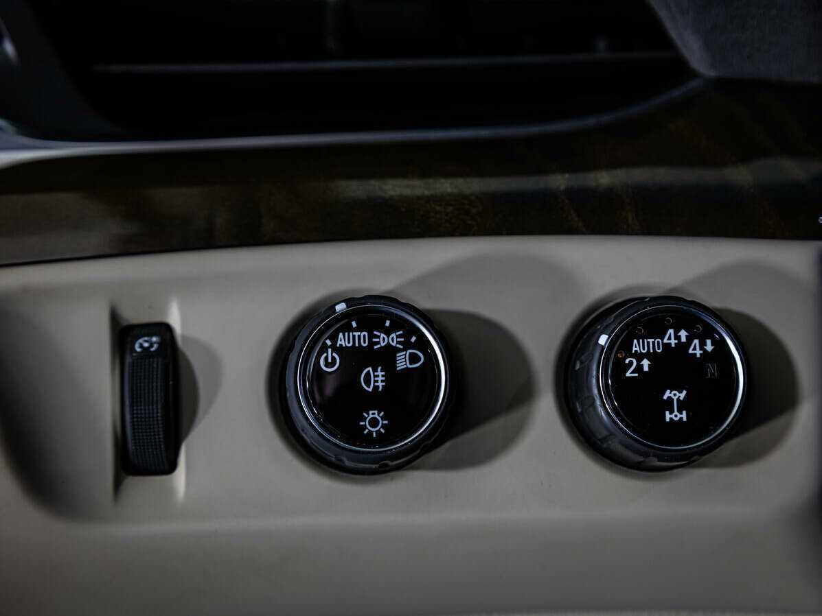 Cadillac Escalade с пробегом — 2018 год. Фото: #20