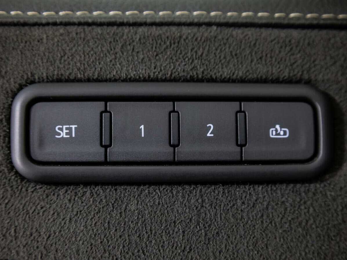 Cadillac Escalade с пробегом — 2018 год. Фото: #22