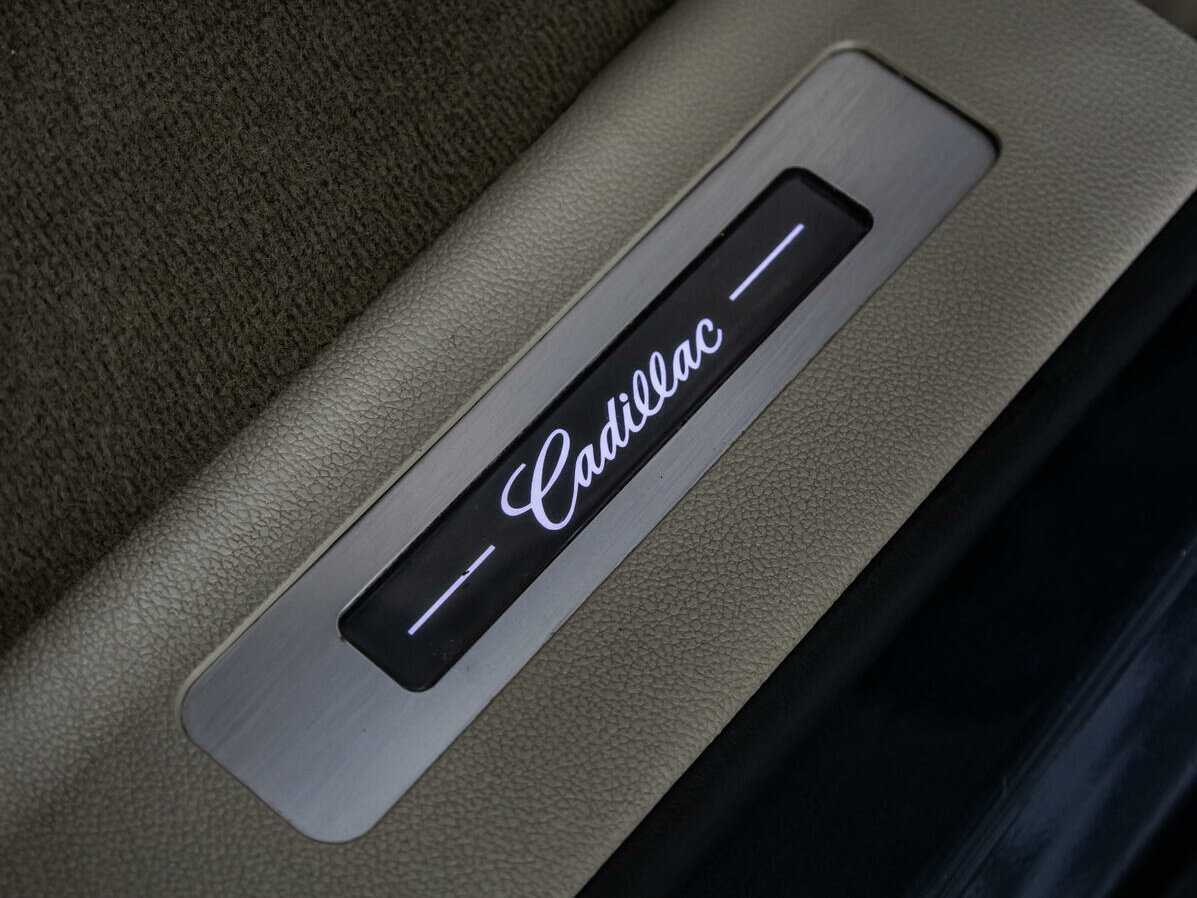 Cadillac Escalade с пробегом — 2018 год. Фото: #24