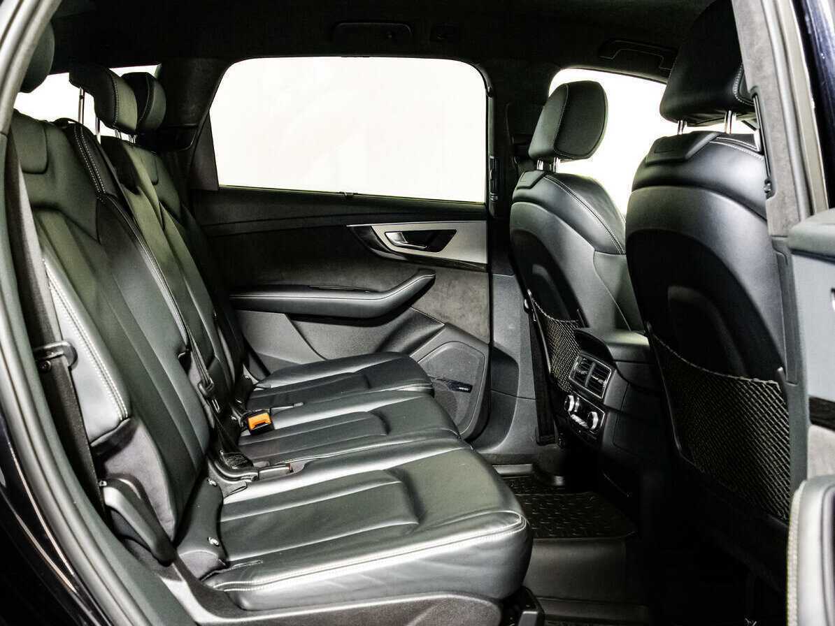 Audi Q7 с пробегом — 2015 год. Фото: #11