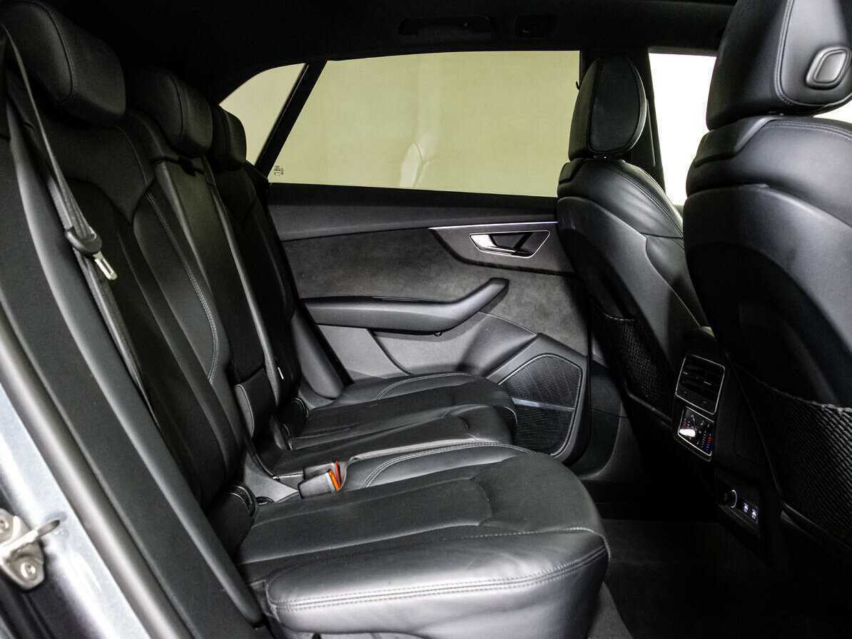 Audi Q8 с пробегом — 2018 год. Фото: #22