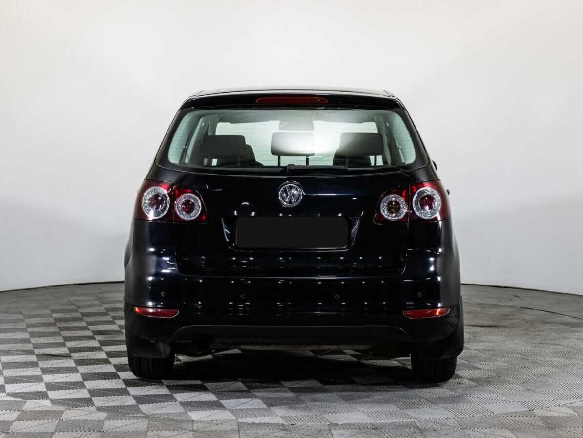 Volkswagen Golf Plus с пробегом — 2009 год. Фото: #5