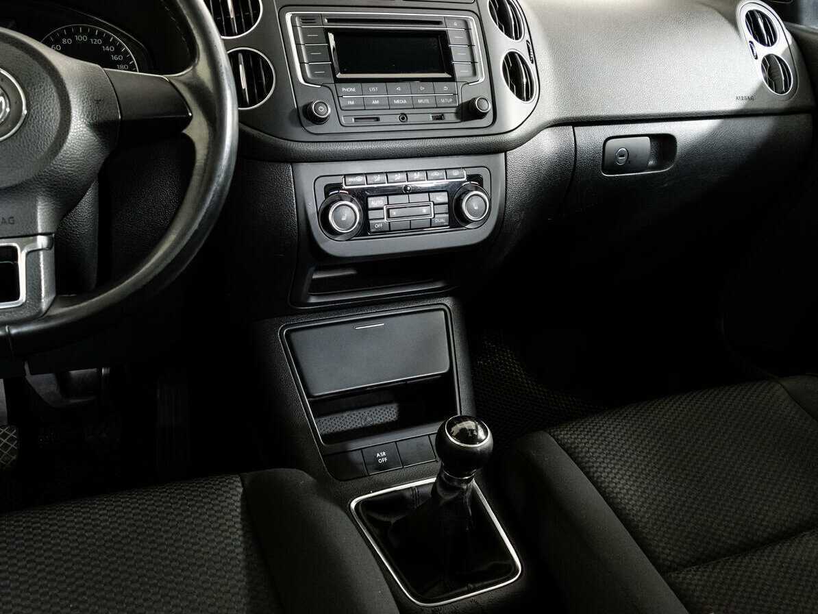 Volkswagen Golf Plus с пробегом — 2009 год. Фото: #12