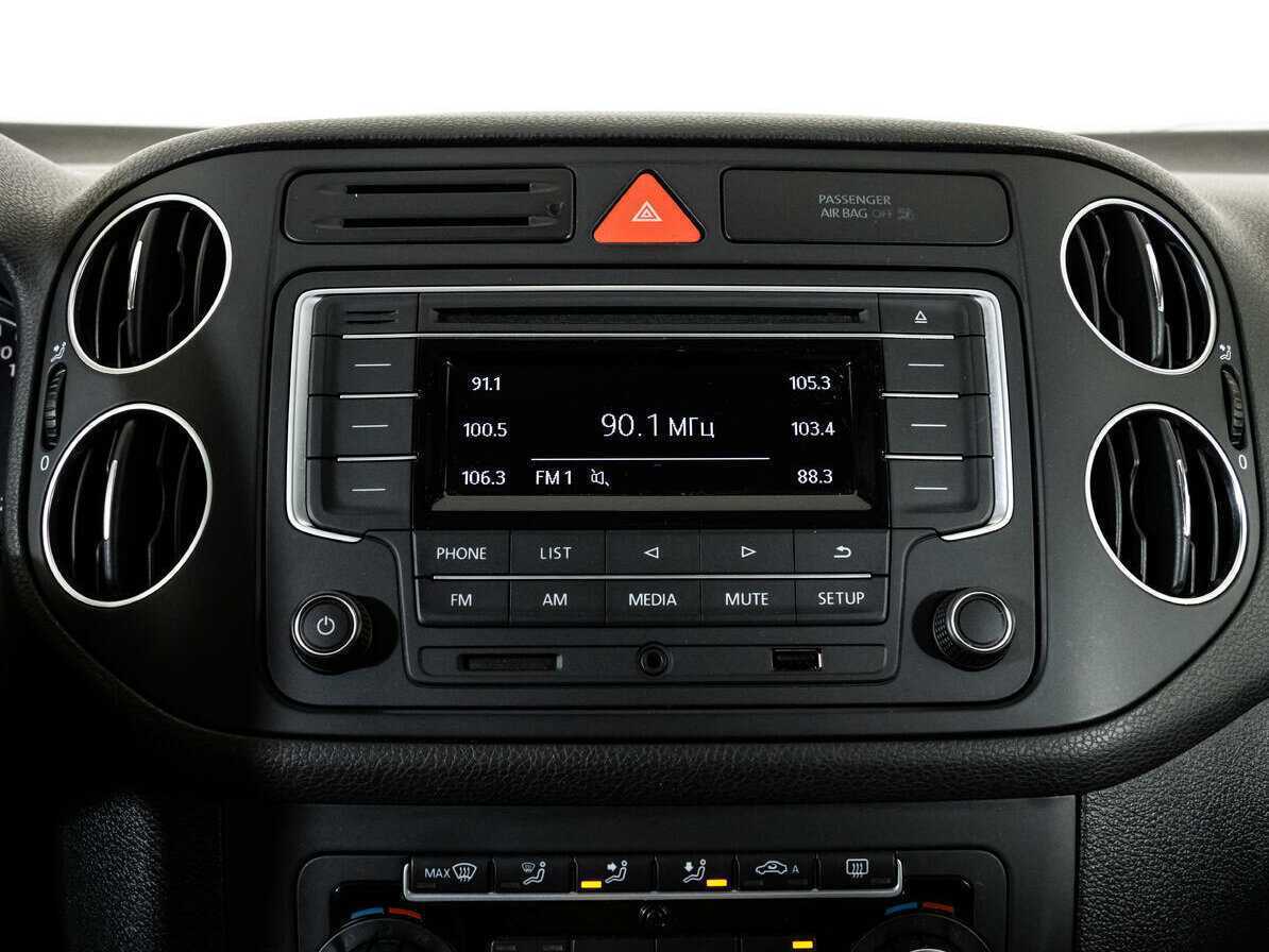 Volkswagen Golf Plus с пробегом — 2009 год. Фото: #14