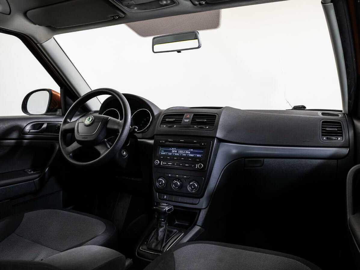 Skoda Yeti с пробегом — 2011 год. Фото: #6