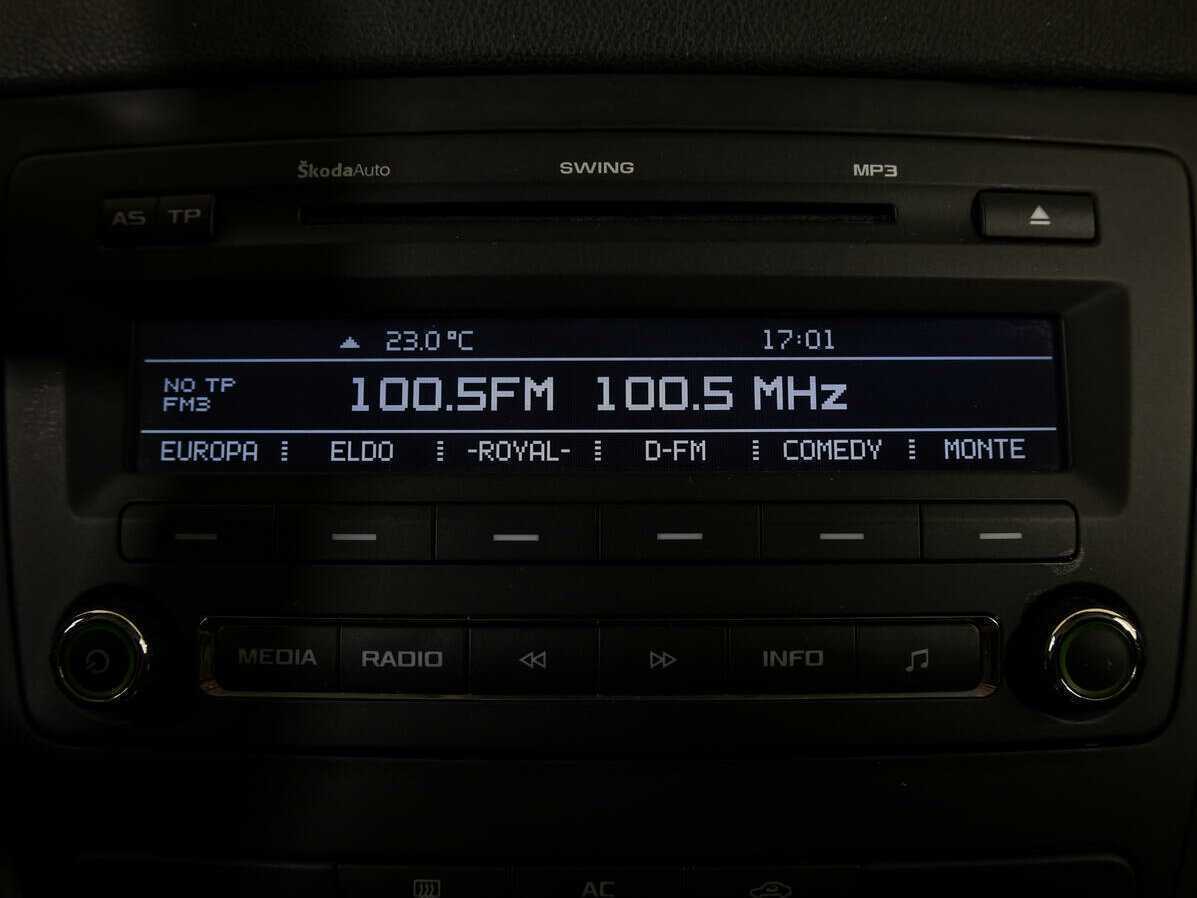 Skoda Yeti с пробегом — 2011 год. Фото: #9