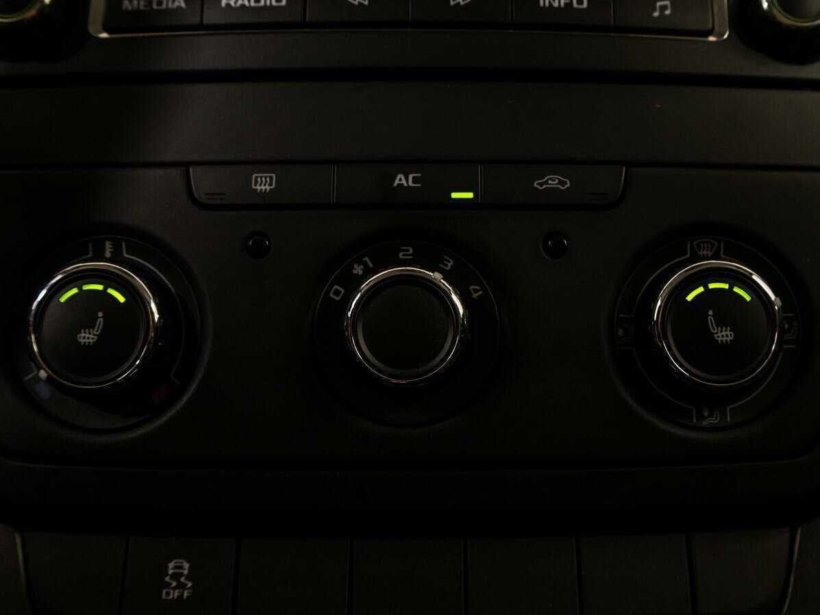 Skoda Yeti с пробегом — 2011 год. Фото: #10