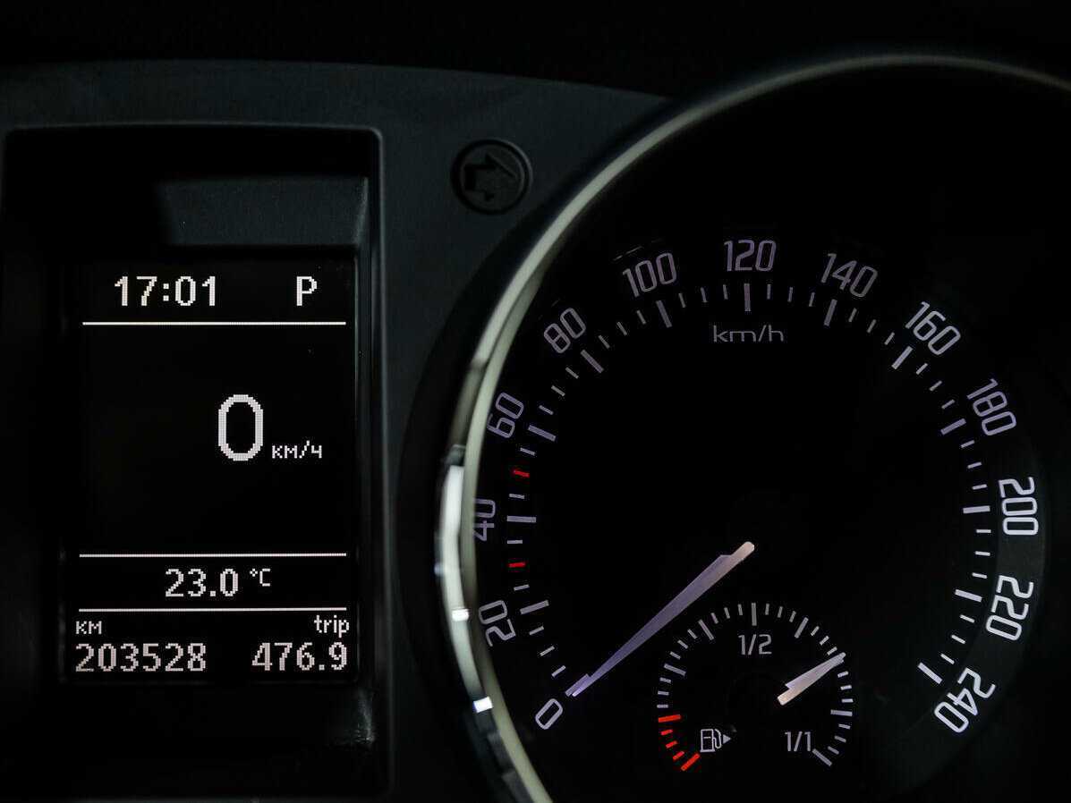 Skoda Yeti с пробегом — 2011 год. Фото: #11