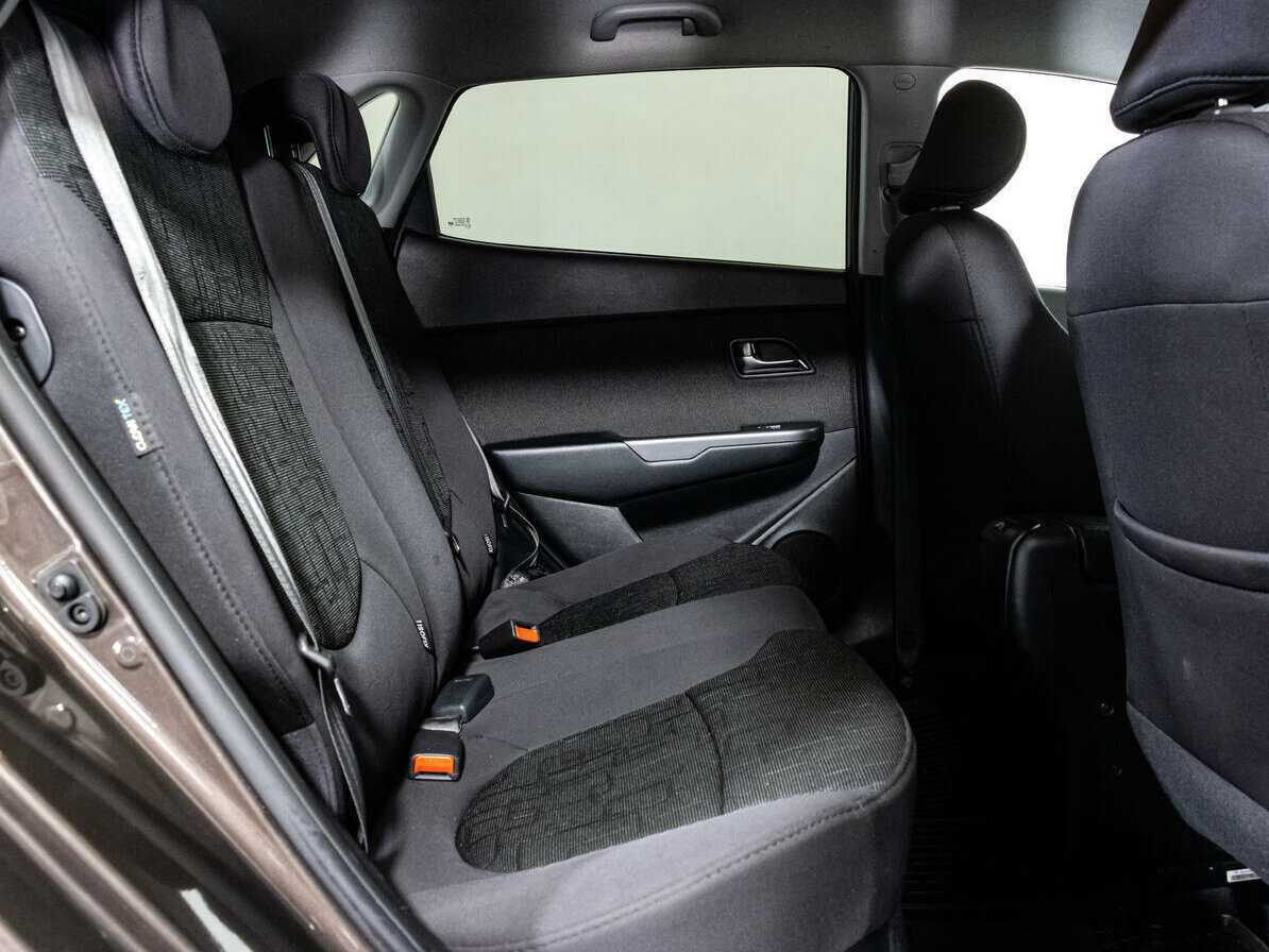 Kia Rio с пробегом — 2016 год. Фото: #13