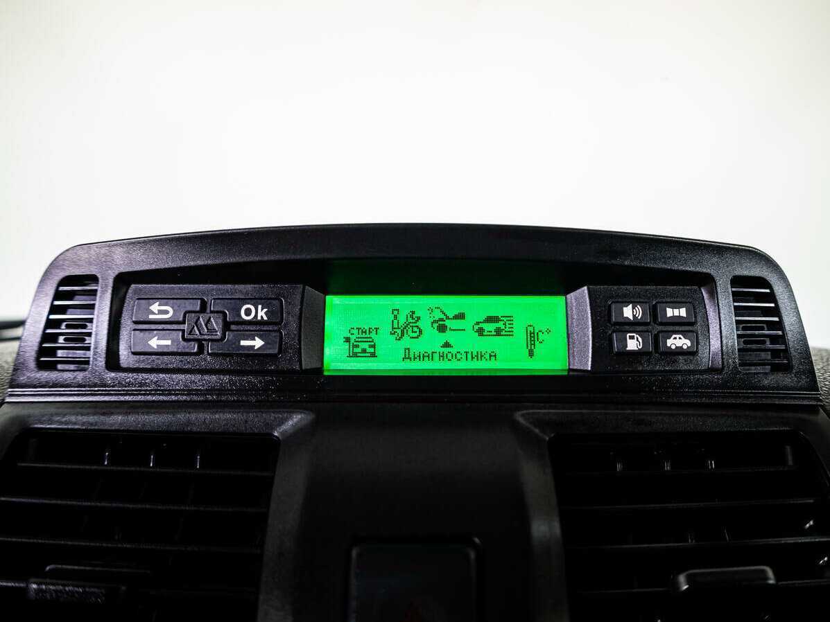 УАЗ Patriot с пробегом — 2012 год. Фото: #10