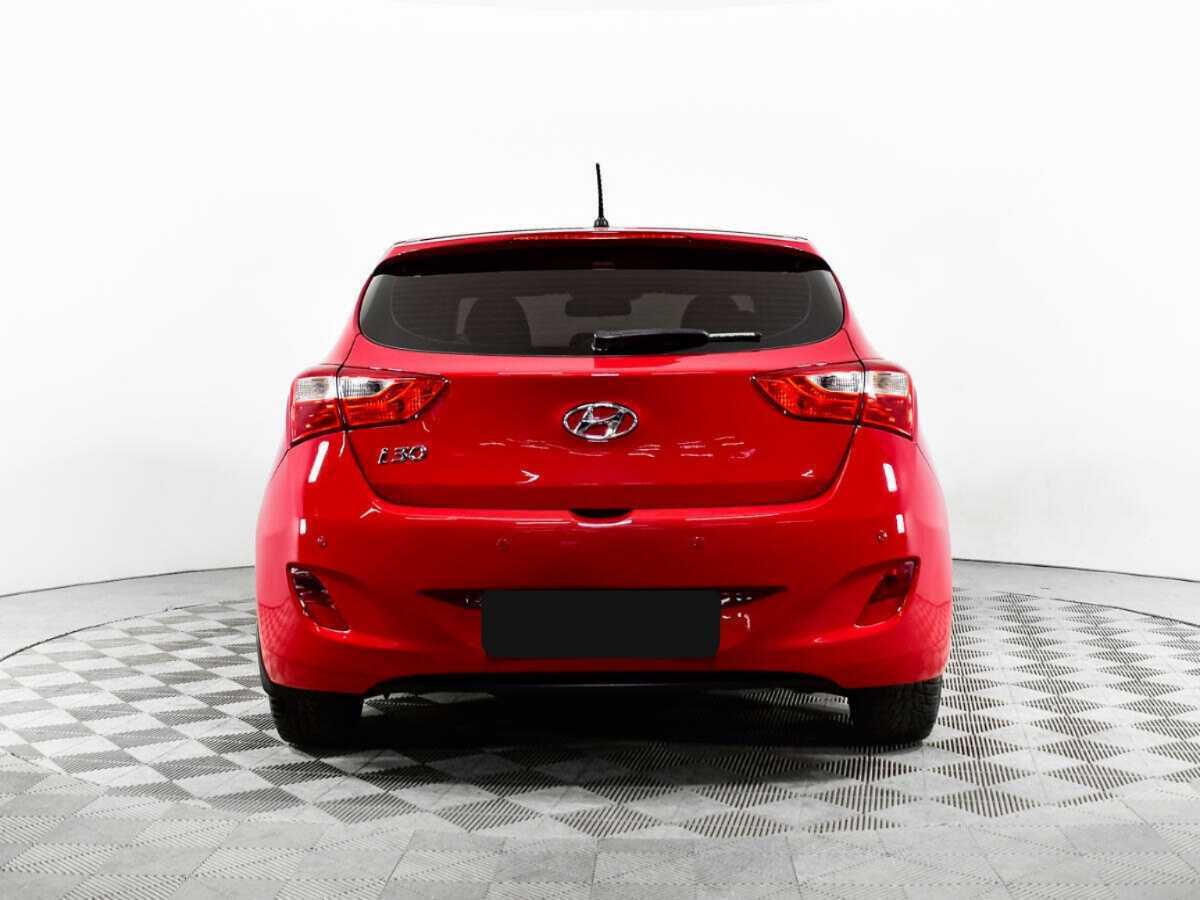 Hyundai i30 с пробегом — 2014 год. Фото: #5