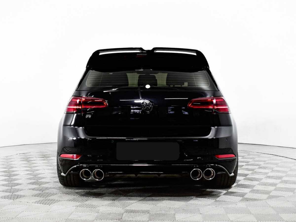 Volkswagen Golf R с пробегом — 2014 год. Фото: #5