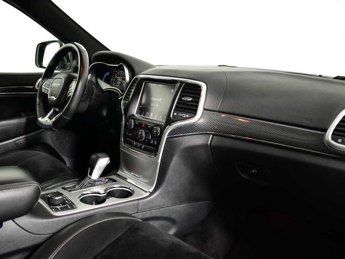 Jeep Grand Cherokee с пробегом — 2016 год. Фото: #8