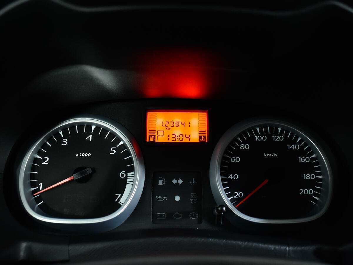 Renault Duster с пробегом — 2014 год. Фото: #10